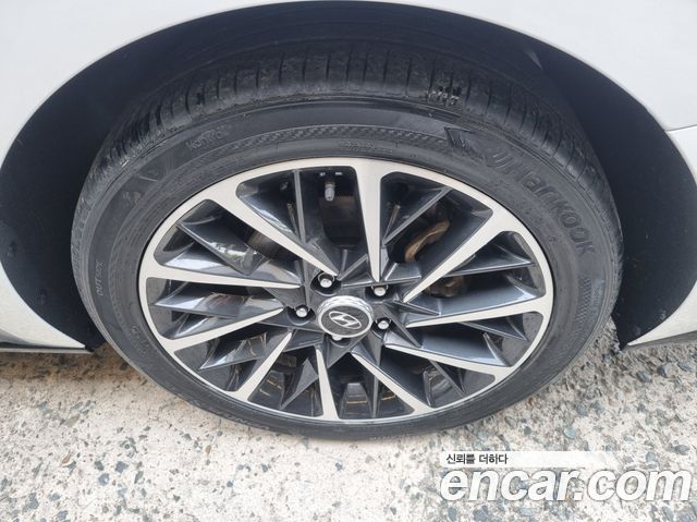 Hyundai Sonata (DN8) 1.6 Turbo Premium Plus 2023 — фото 5