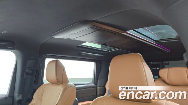 Toyota Alphard (IV) 2.5 HEV Executive AWD 2024 — фото 16