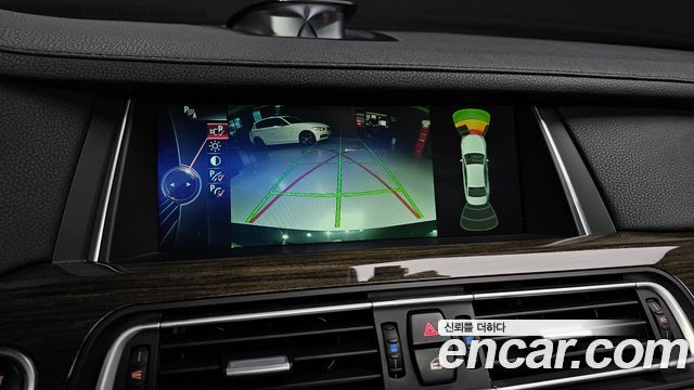 BMW 7 Series (F01) 750Li 2013 — фото 15