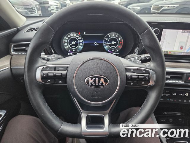 Kia K5 (III) 1.6 Turbo Noblesse 2021 — фото 10