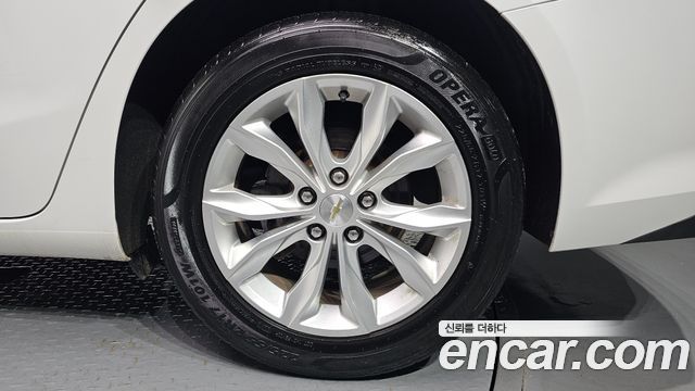 Chevrolet Malibu 1.3 Turbo Premier Prime Sefety 2019 — фото 21