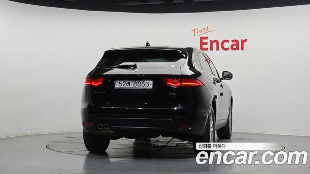 Jaguar F-PACE 20d Portfolio 2018 — фото 4