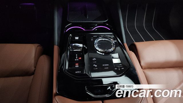 BMW 5 Series (G60) 530i xDrive M Sport Pro Special Edition 2026 — фото 9