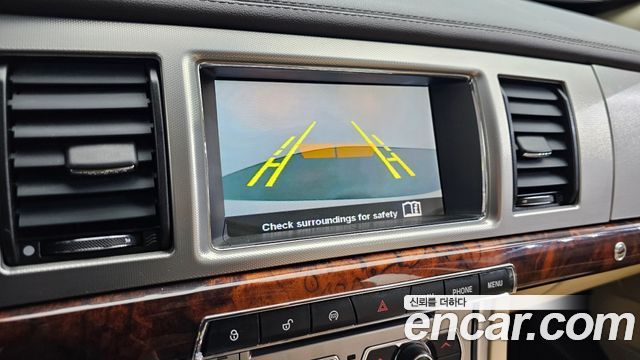 Jaguar XF 2.2D Premium X250 2015 — фото 15