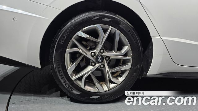 Hyundai Sonata (DN8) 1.6 Turbo Premium Family 2021 — фото 5