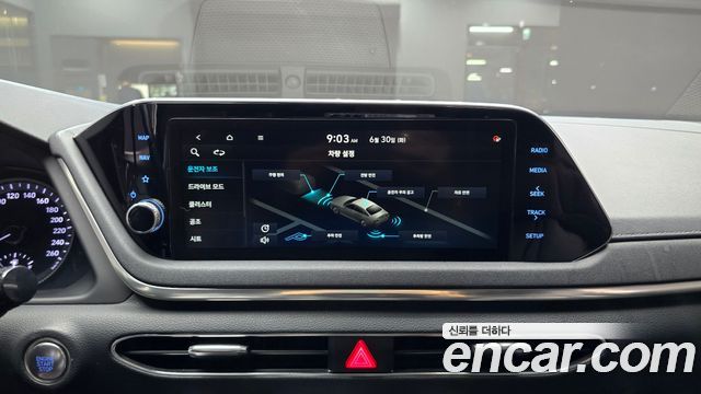 Hyundai Sonata (DN8) 1.6 Turbo Premium Family 2021 — фото 14