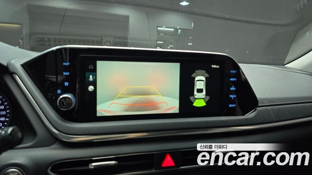Hyundai Sonata (DN8) 1.6 Turbo Premium Family 2021 — фото 15
