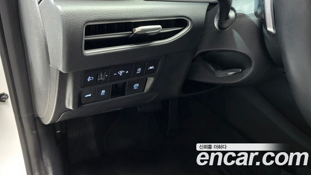Hyundai Sonata (DN8) 1.6 Turbo Premium Family 2021 — фото 18