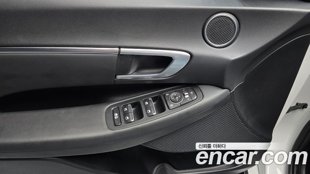 Hyundai Sonata (DN8) 1.6 Turbo Premium Family 2021 — фото 19