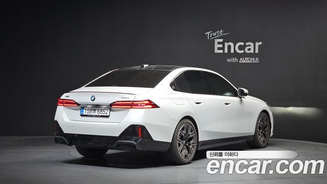 BMW 5 Series (G60) 530i xDrive M Sport Pro Special Edition 2026 — фото 2