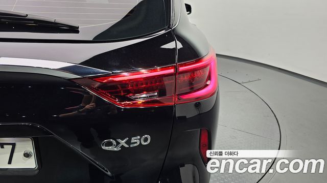 Infiniti QX50 (P71A) 2.0 Sensory AWD 2019 — фото 23