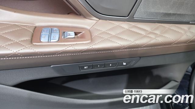 BMW 7 Series (G11) 740Li xDrive M Sport Package 2021 — фото 30