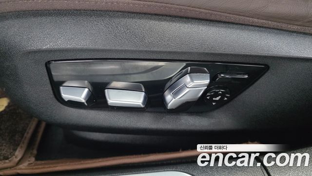 BMW 7 Series (G11) 740Li xDrive M Sport Package 2021 — фото 31