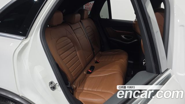 Mercedes-Benz GLC-Class (X253) GLC300 4MATIC 2022 — фото 12