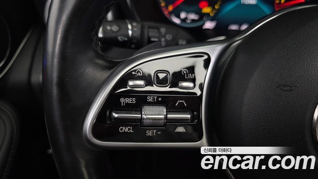 Mercedes-Benz GLC-Class (X253) GLC300 4MATIC 2022 — фото 17