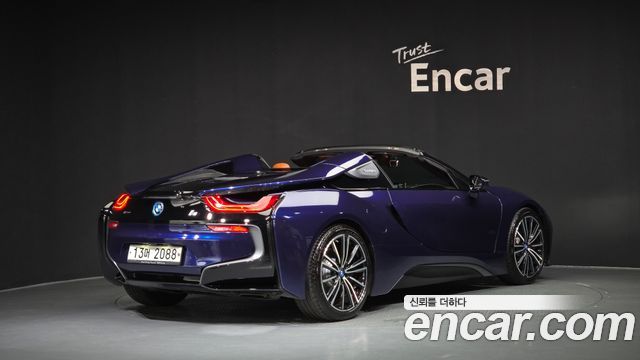 BMW i8 Roadster 2019 — фото 2
