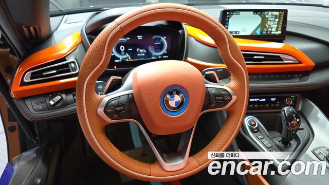 BMW i8 Roadster 2019 — фото 12