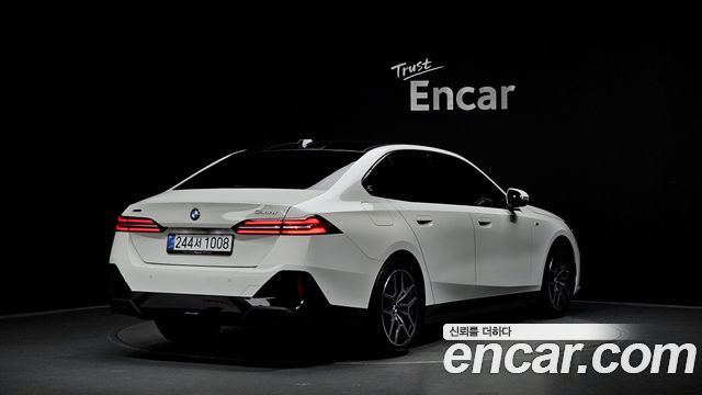 BMW 5 Series (G60) 523d xDrive M Sport 2025 — фото 2