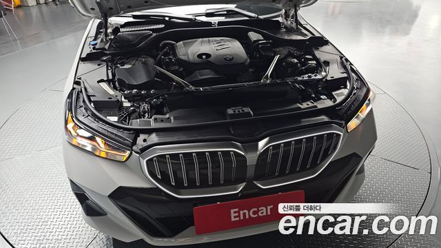 BMW 5 Series (G60) 523d xDrive M Sport 2025 — фото 6