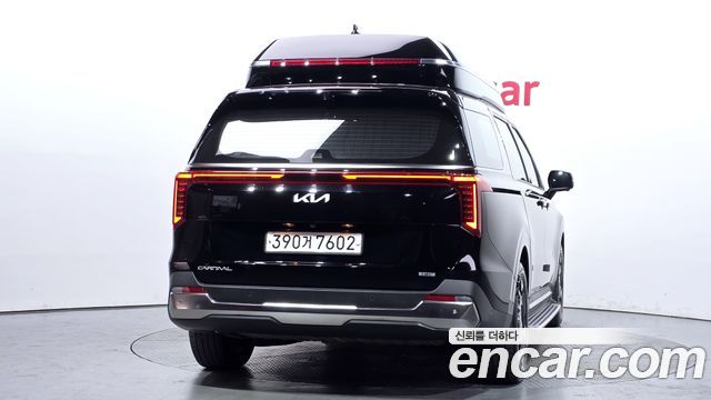 Kia Carnival (IV) HEV 4-Seater Hi Limousine Signature 2025 — фото 4