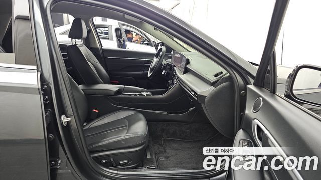 Hyundai Sonata The Edge (DN8) 2.0 Exclusive 2025 — фото 11