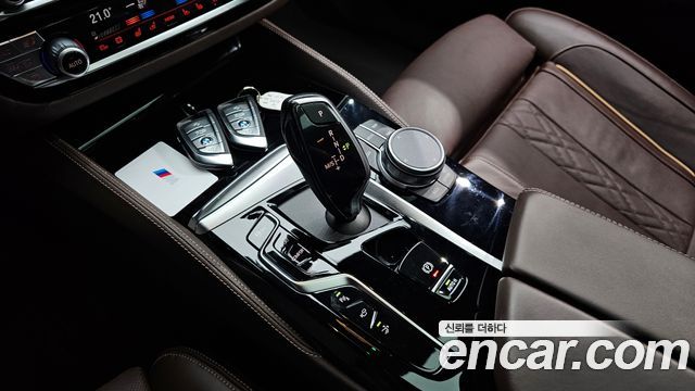 BMW 6 Series GT (G32) 630i xDrive M Sport 2024 — фото 9