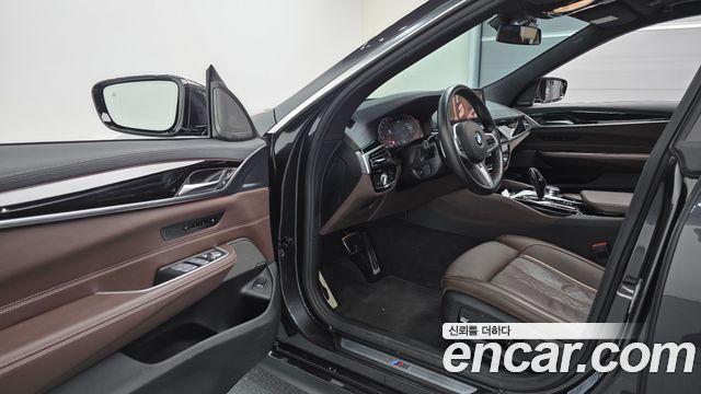 BMW 6 Series GT (G32) 630i xDrive M Sport 2024 — фото 10