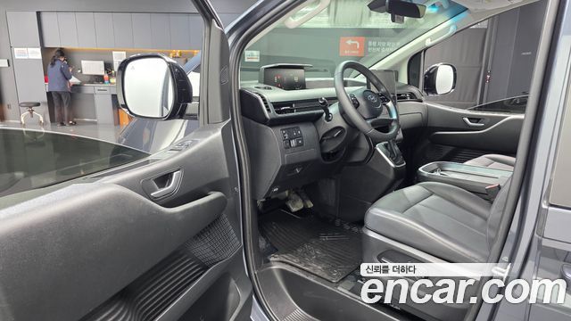 Hyundai Staria L3.5 Cargo 5-Seater Modern 2023 — фото 10