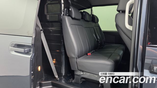 Hyundai Staria L3.5 Cargo 5-Seater Modern 2023 — фото 11