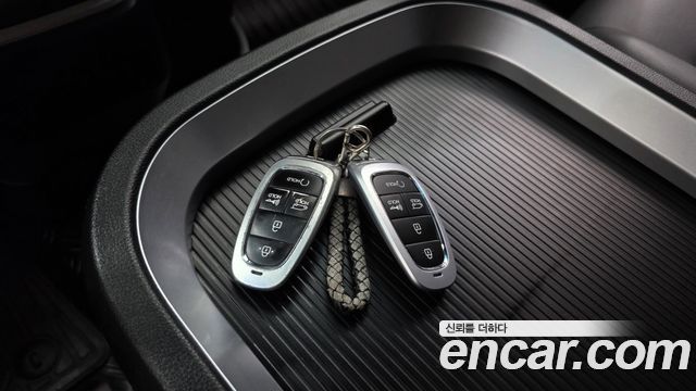 Hyundai Staria L3.5 Cargo 5-Seater Modern 2023 — фото 19