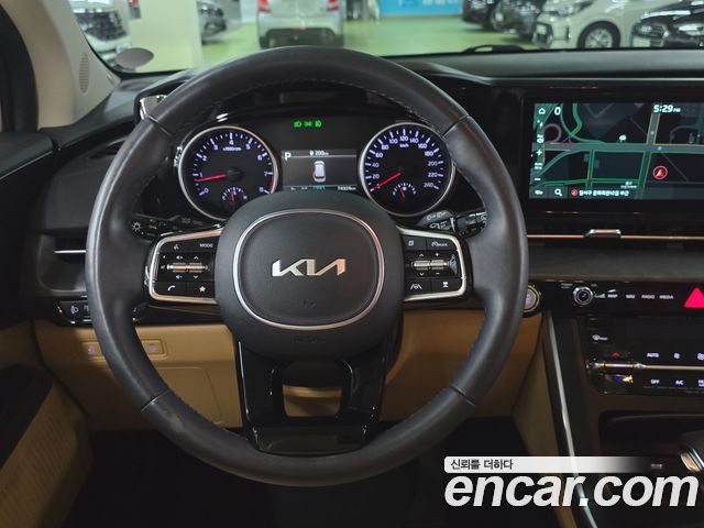 Kia Carnival (IV) Gasoline 9-Seater Prestige 2023 — фото 20