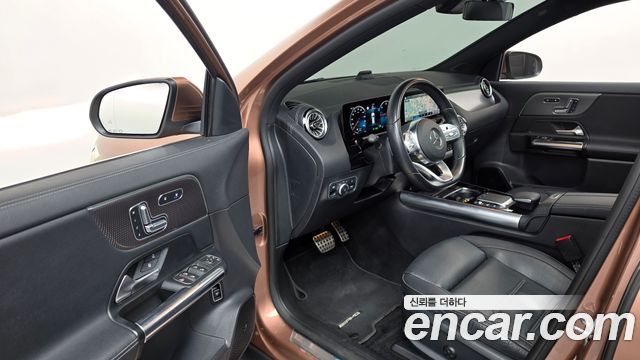 Mercedes-Benz EQA (H243) EQA250 AMG Package Plus 2022 — фото 10