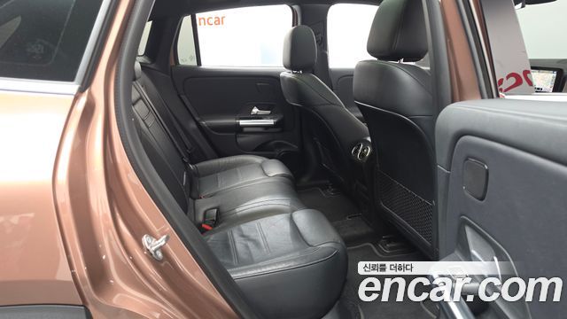 Mercedes-Benz EQA (H243) EQA250 AMG Package Plus 2022 — фото 11