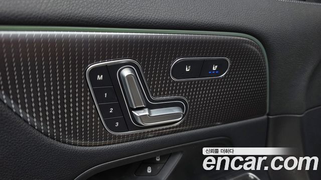 Mercedes-Benz EQA (H243) EQA250 AMG Package Plus 2022 — фото 30