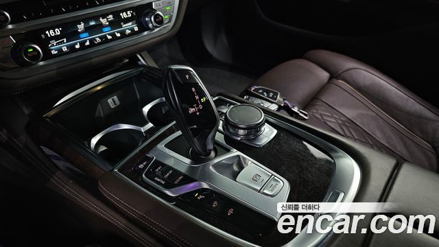 BMW 7 Series (G11) 730d xDrive 2016 — фото 9