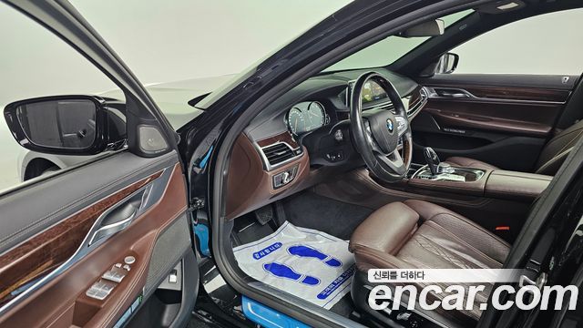 BMW 7 Series (G11) 730d xDrive 2016 — фото 10