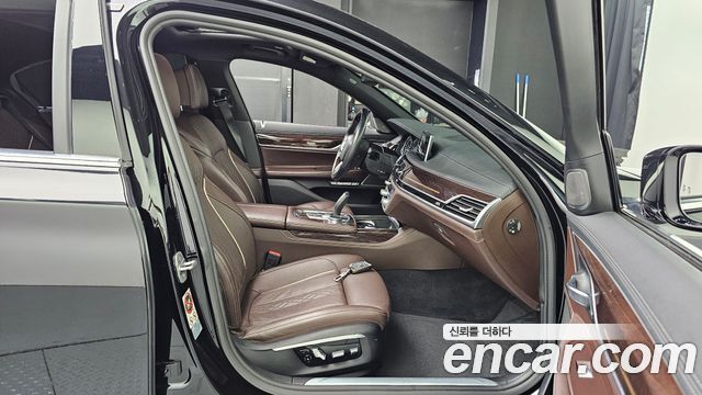 BMW 7 Series (G11) 730d xDrive 2016 — фото 12