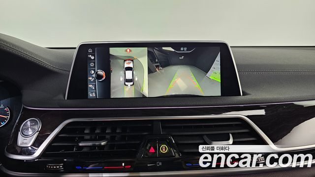 BMW 7 Series (G11) 730d xDrive 2016 — фото 16
