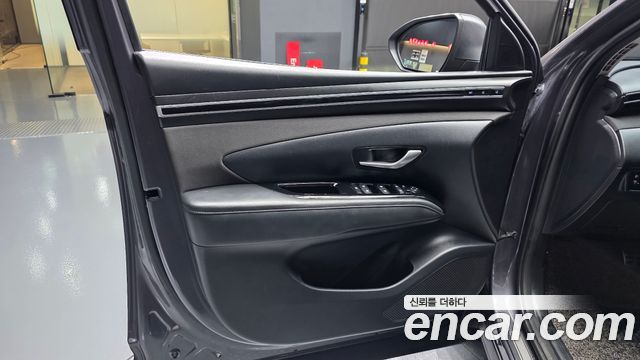 Hyundai Tucson (NX4) Gasoline 1.6 Turbo 2WD Inspiration 2021 — фото 24