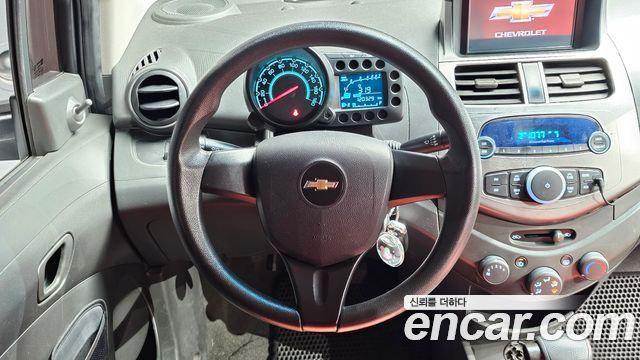 Chevrolet Spark L 2012 — фото 17
