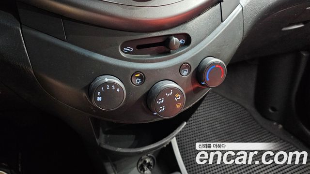 Chevrolet Spark L 2012 — фото 20