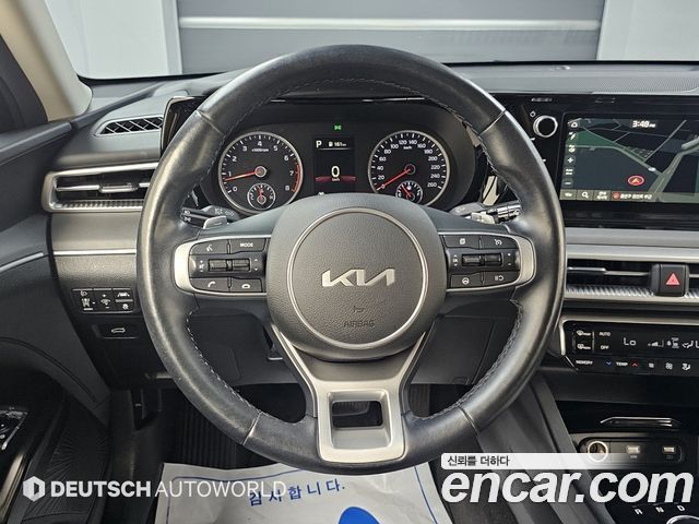 Kia K5 (III) 2.0 Prestige 2023 — фото 17
