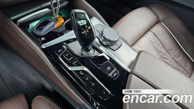 BMW 6 Series GT (G32) 620d M Sport 2023 — фото 9