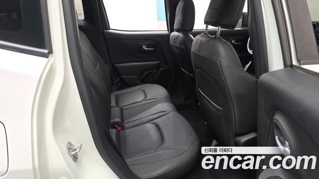 Jeep Renegade 1.6 Diesel Limited 2020 — фото 11