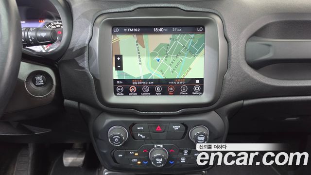 Jeep Renegade 1.6 Diesel Limited 2020 — фото 13