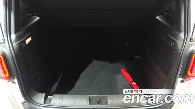 Jeep Renegade 1.6 Diesel Limited 2020 — фото 17
