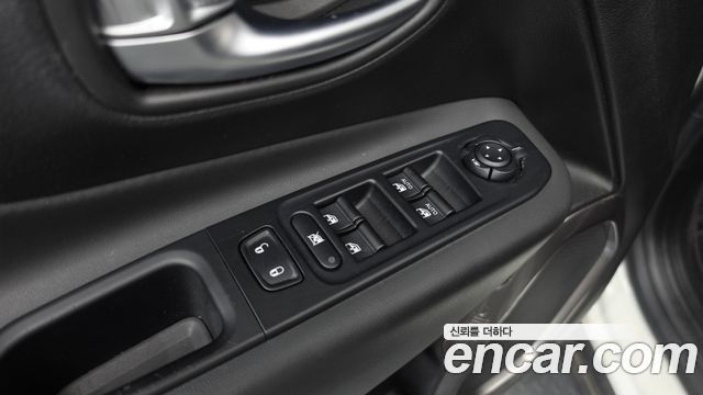 Jeep Renegade 1.6 Diesel Limited 2020 — фото 27