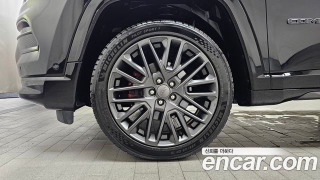 Jeep Compass (II) S 2.4 AWD 2022 — фото 5