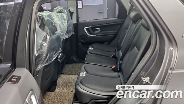 Land Rover Discovery Sport 2.0 TD4 SE 2017 — фото 8