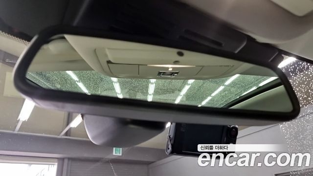 Land Rover Discovery Sport 2.0 TD4 SE 2017 — фото 17